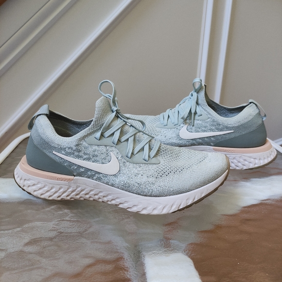 nike epic react flyknit light silver